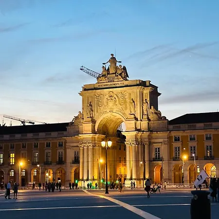 Апартаменты Praca Do Comercio Romantic *